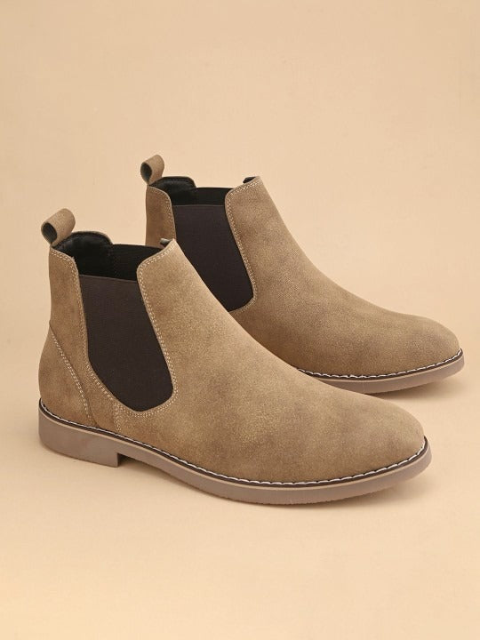 Core Round Toe Boots