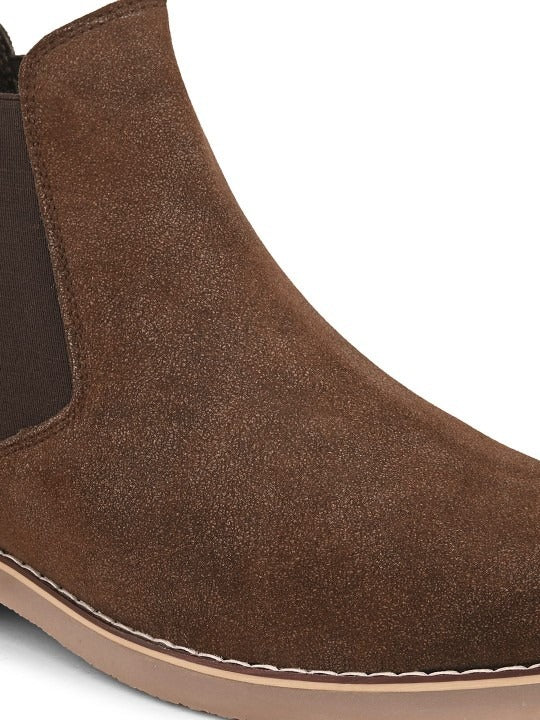 Core Round Toe Boots